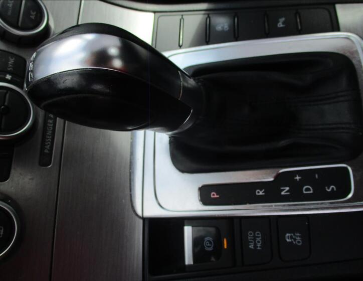 Volkswagen Passat 23