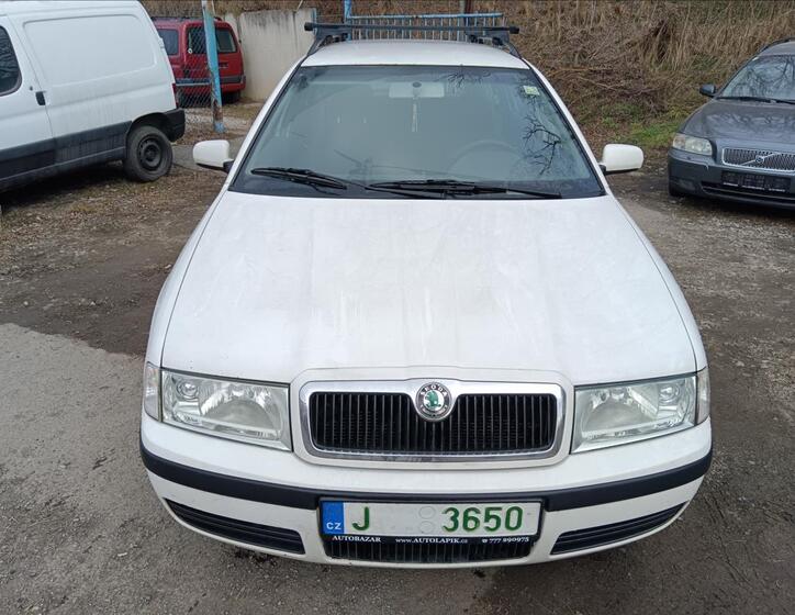Škoda Octavia 1