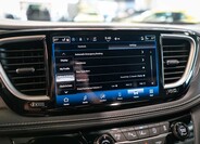 Chrysler Pacifica 29