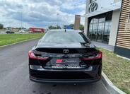 Toyota Camry 3
