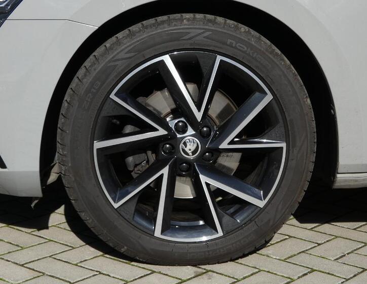 Škoda Superb 25