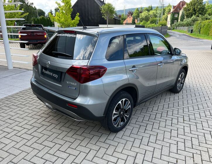 Suzuki Vitara 6