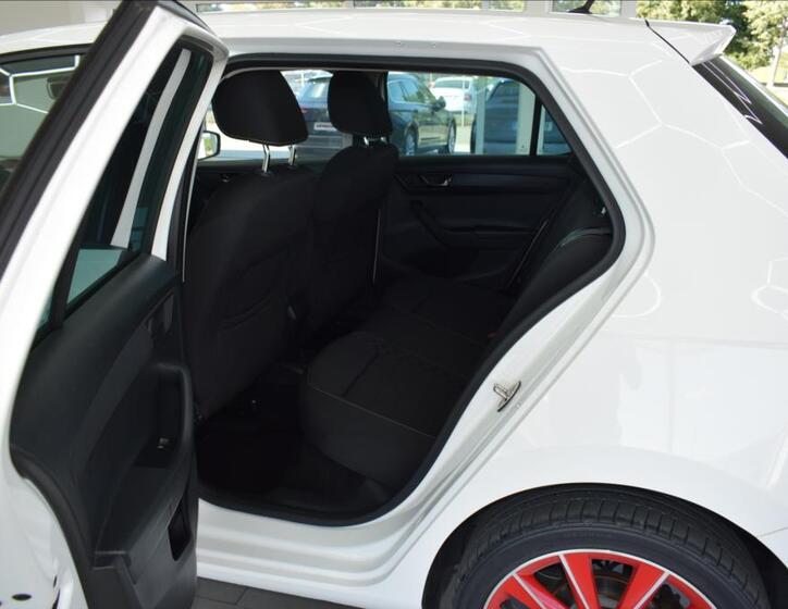 Škoda Fabia 12