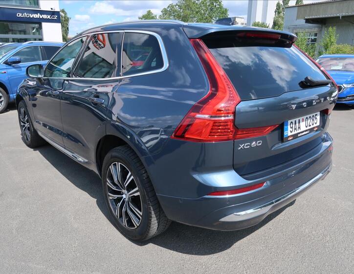 Volvo XC60 4