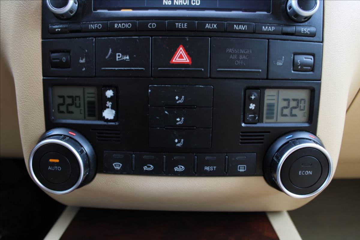 Volkswagen Touareg