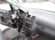 Volkswagen Touran 12