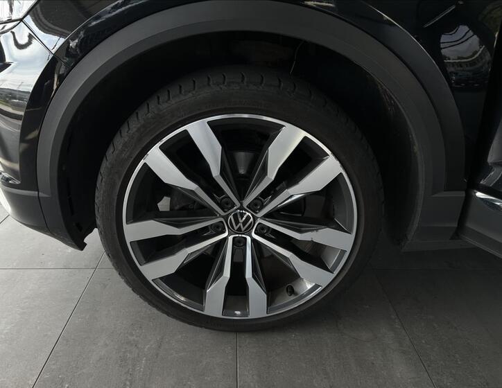 Volkswagen T-Roc 30