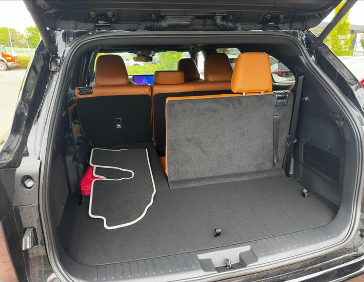 Toyota Highlander 5