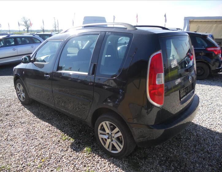 Škoda Roomster 8