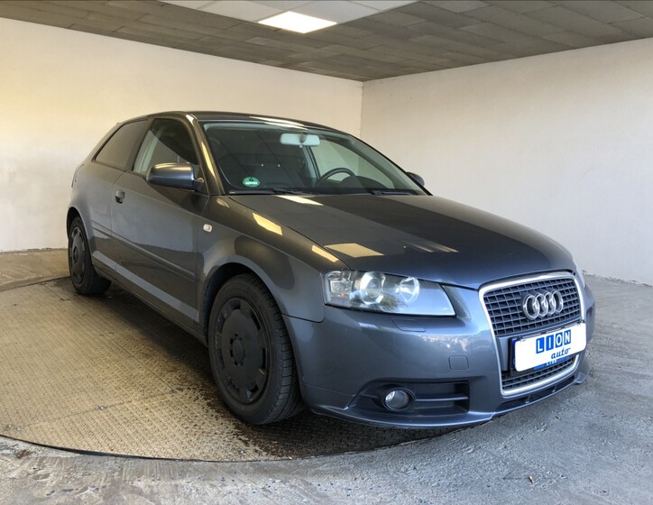 Audi A3 1