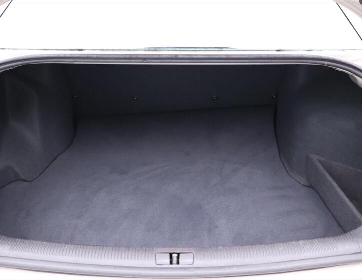 Audi A4 10