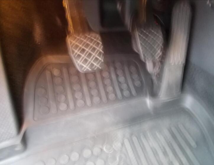 Volkswagen Golf 23