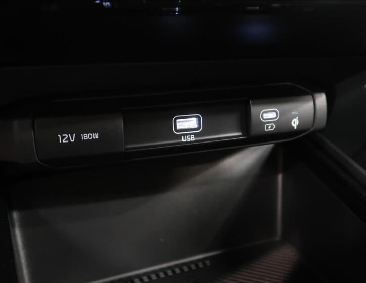 KIA Niro 28