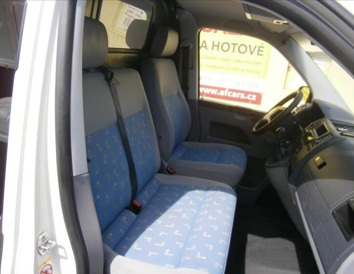 Volkswagen Transporter 13