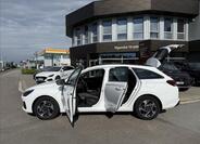Hyundai i30 4
