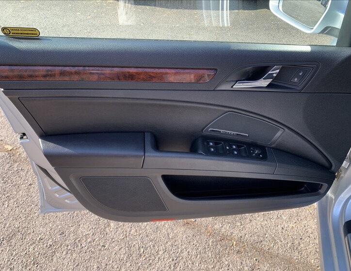 Škoda Superb 15