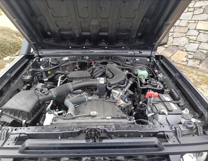 Toyota Land Cruiser 32