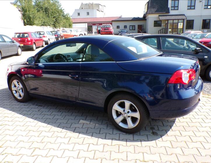 Volkswagen EOS 6