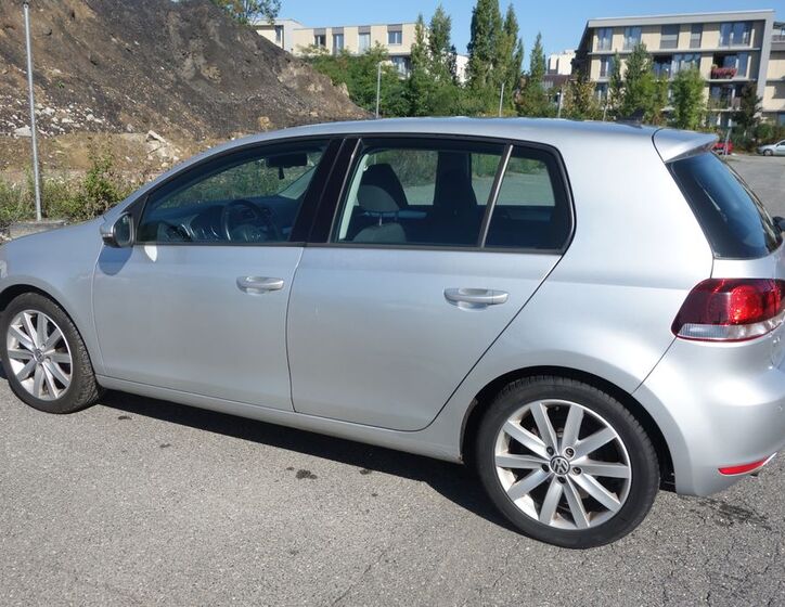Volkswagen Golf 11