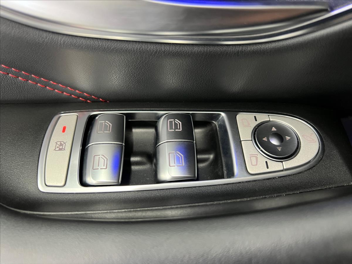 Mercedes-Benz Třídy E