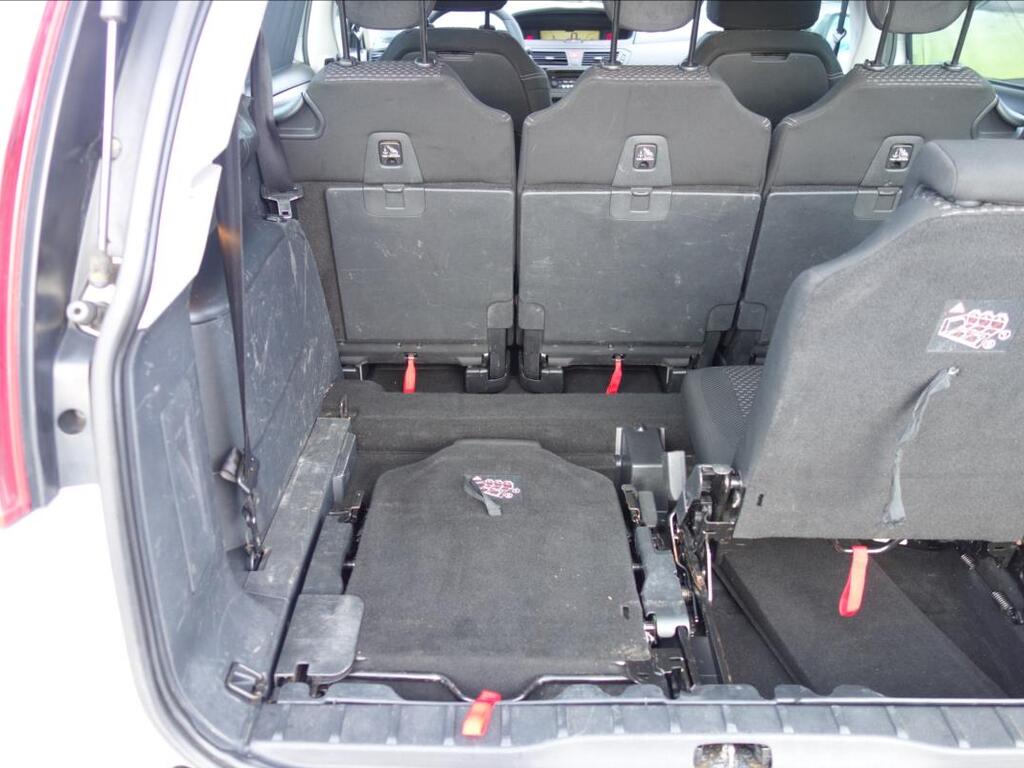 Citroën Grand C4 Picasso 17
