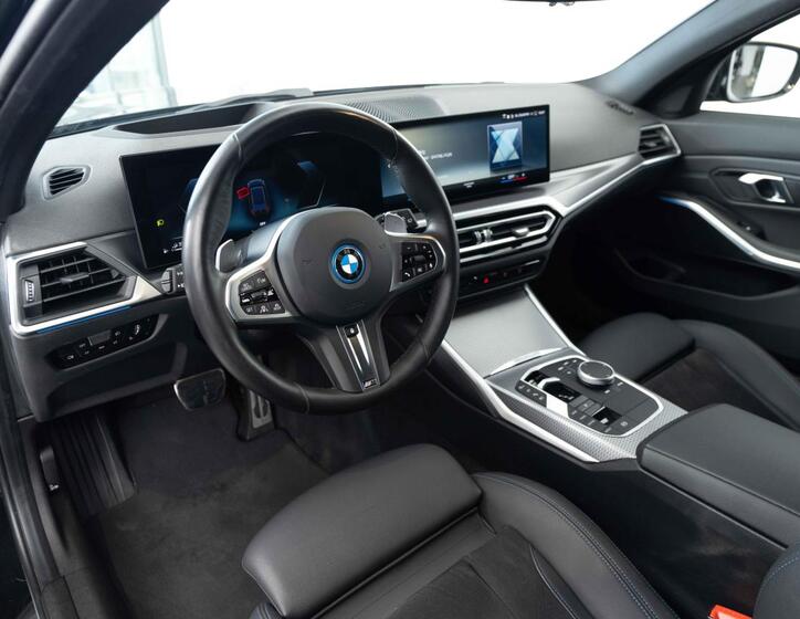 BMW Řada 3 11