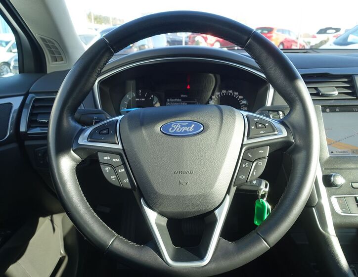 Ford Mondeo 9