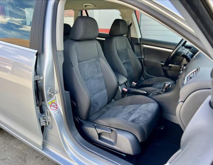 Volkswagen Golf 20