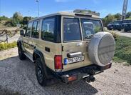 Toyota Land Cruiser 5