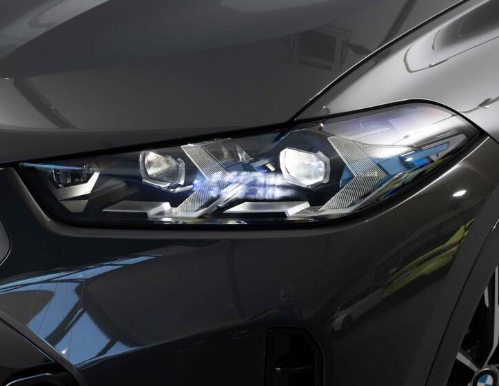 BMW X6 8