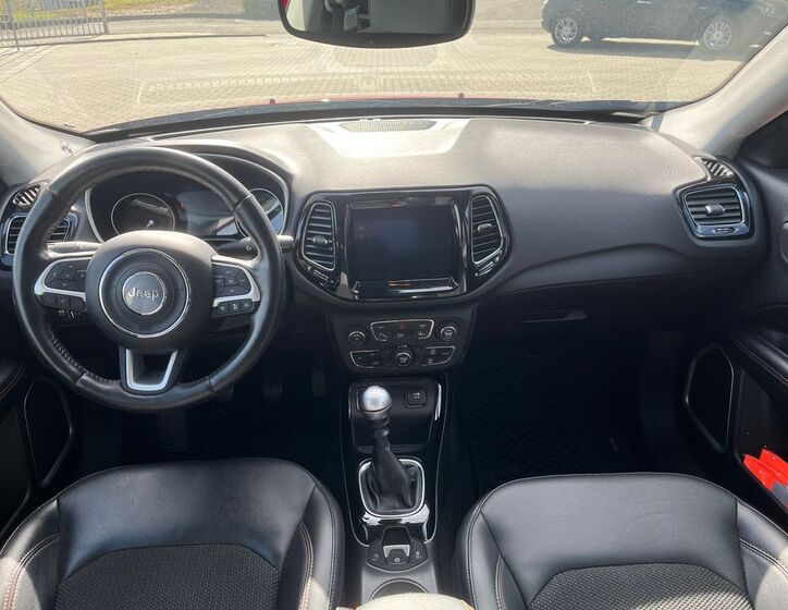 Jeep Compass 9