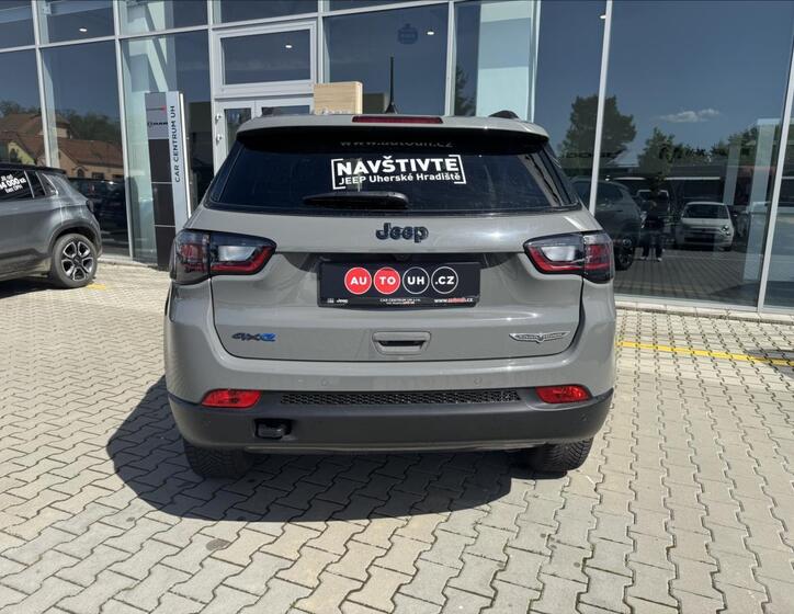 Jeep Compass 5