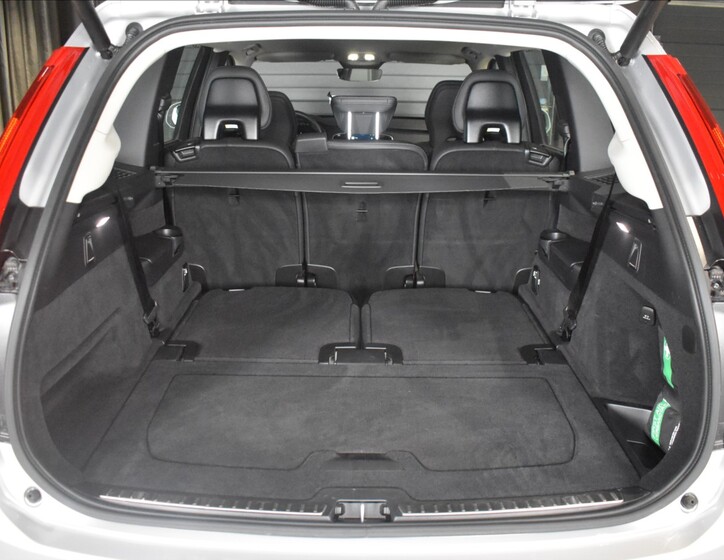 Volvo XC90 10