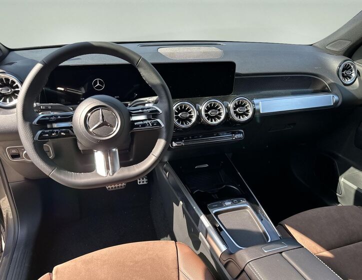 Mercedes-Benz GLB 10