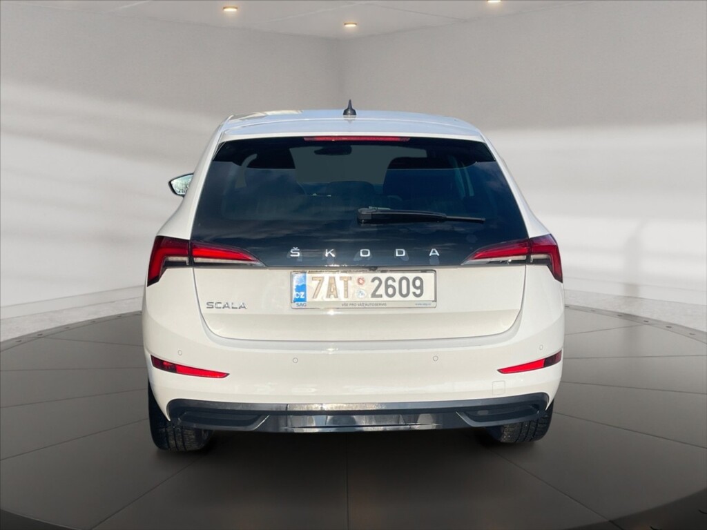 Škoda Scala 5