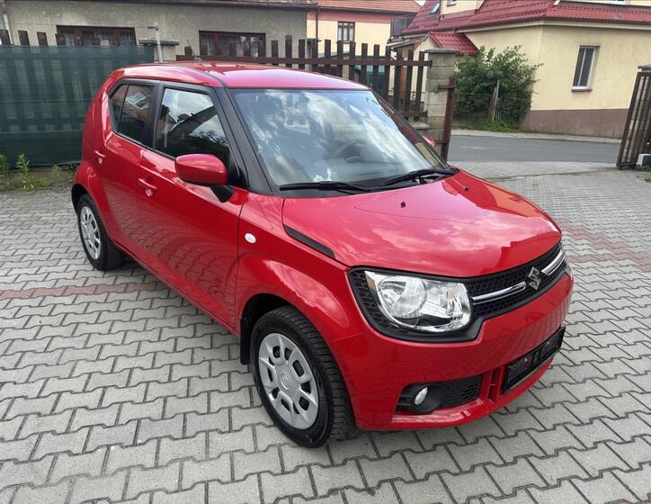 Suzuki Ignis 1