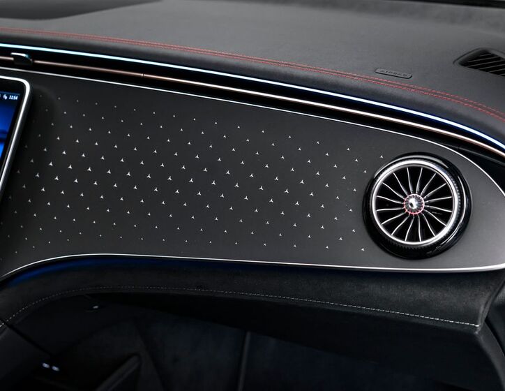 Mercedes-Benz EQE 18