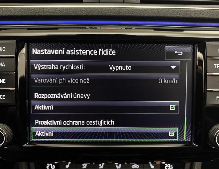 Škoda Superb 22