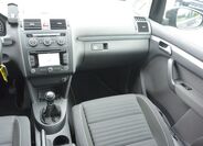 Volkswagen Touran 8