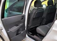 Peugeot 5008 16