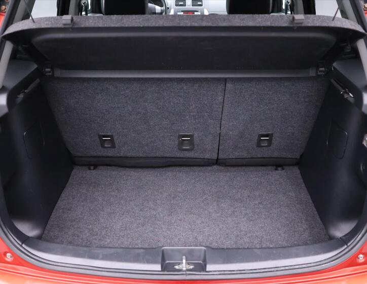 Suzuki SX4 10