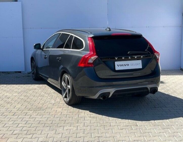 Volvo V60 3