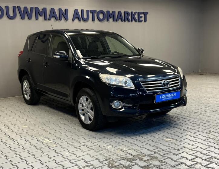 Toyota RAV4 11