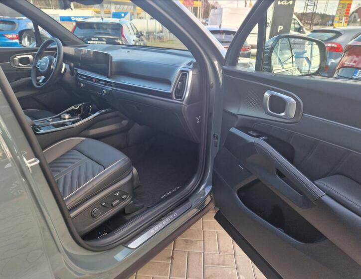 KIA Sorento 11