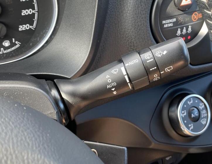 Toyota Yaris 17