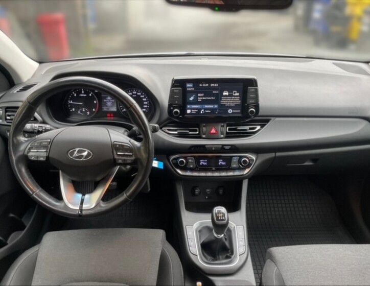 Hyundai i30 8