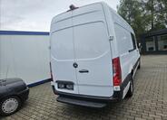 Mercedes-Benz Sprinter 3