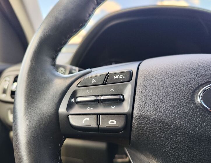 Hyundai i30 25