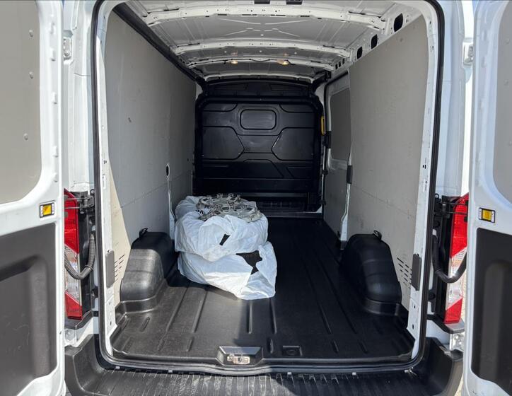 Ford Transit 11