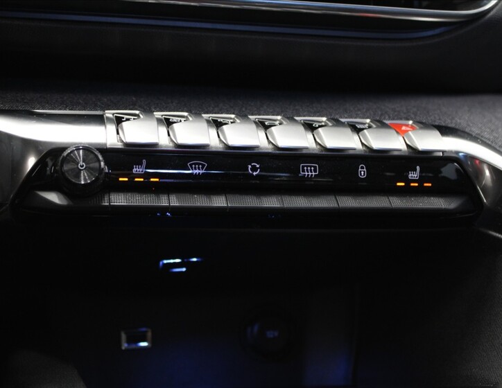 Peugeot 3008 16